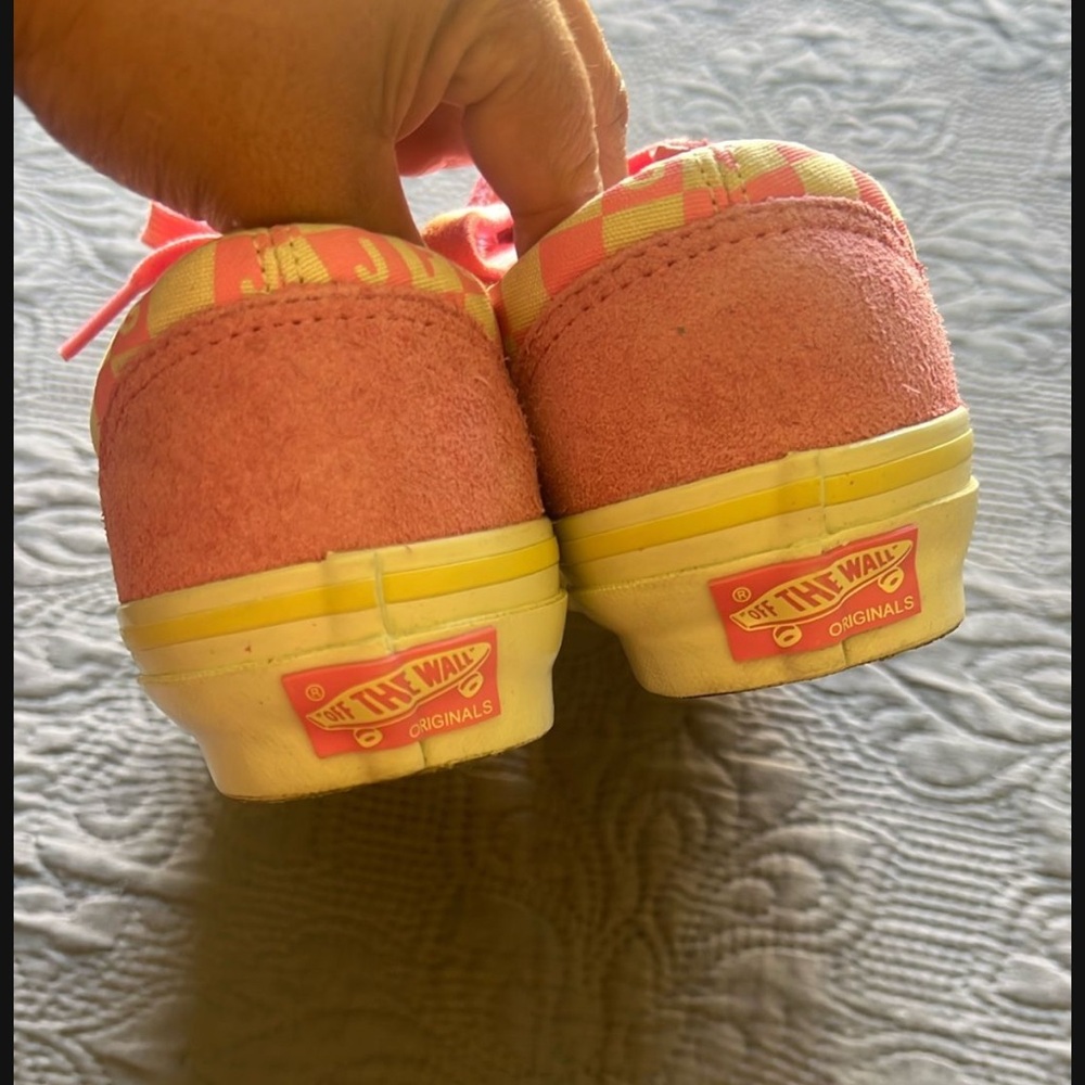 New Vans - Picture 4 of 7